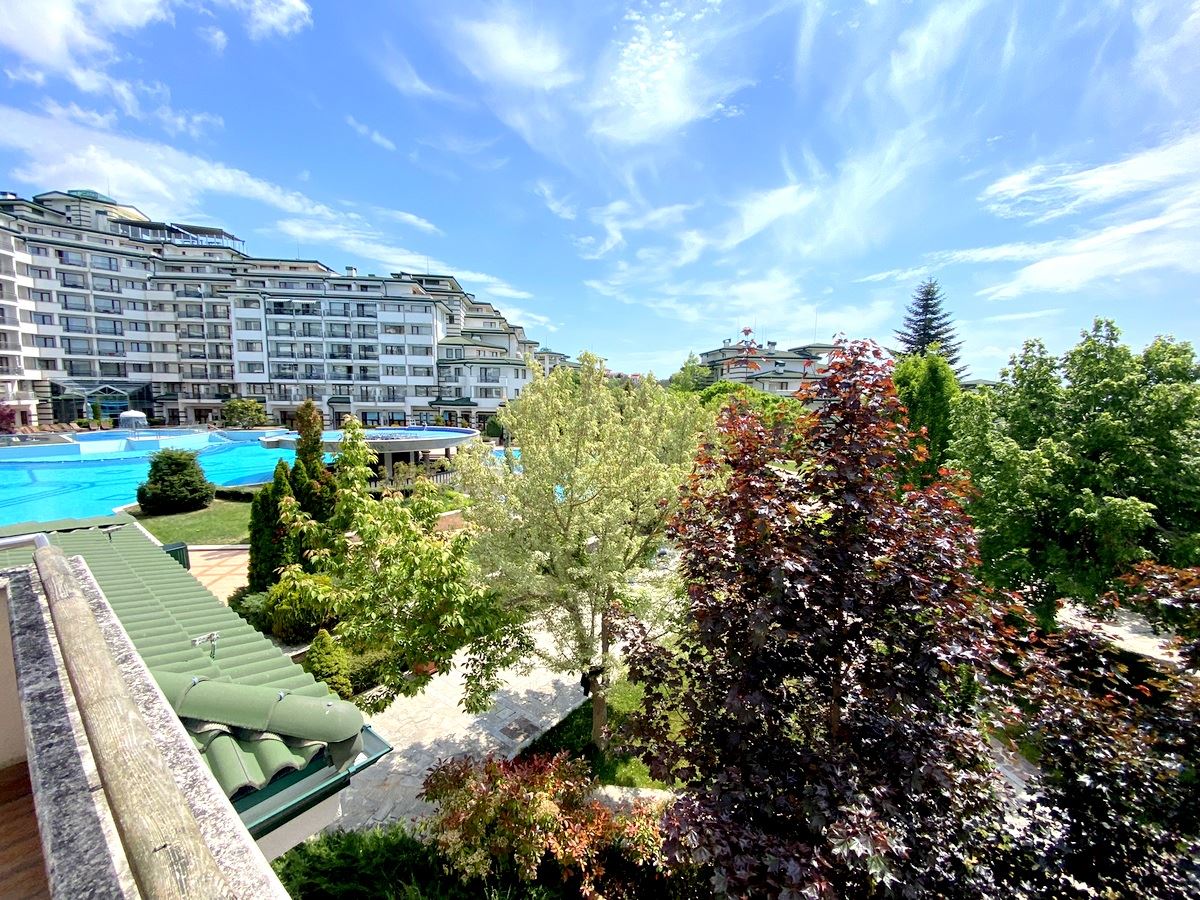 Dvoupokojový byt (s jednou ložnicí) v první linii u moře v Ravda – luxus, příroda a výhled na bazén