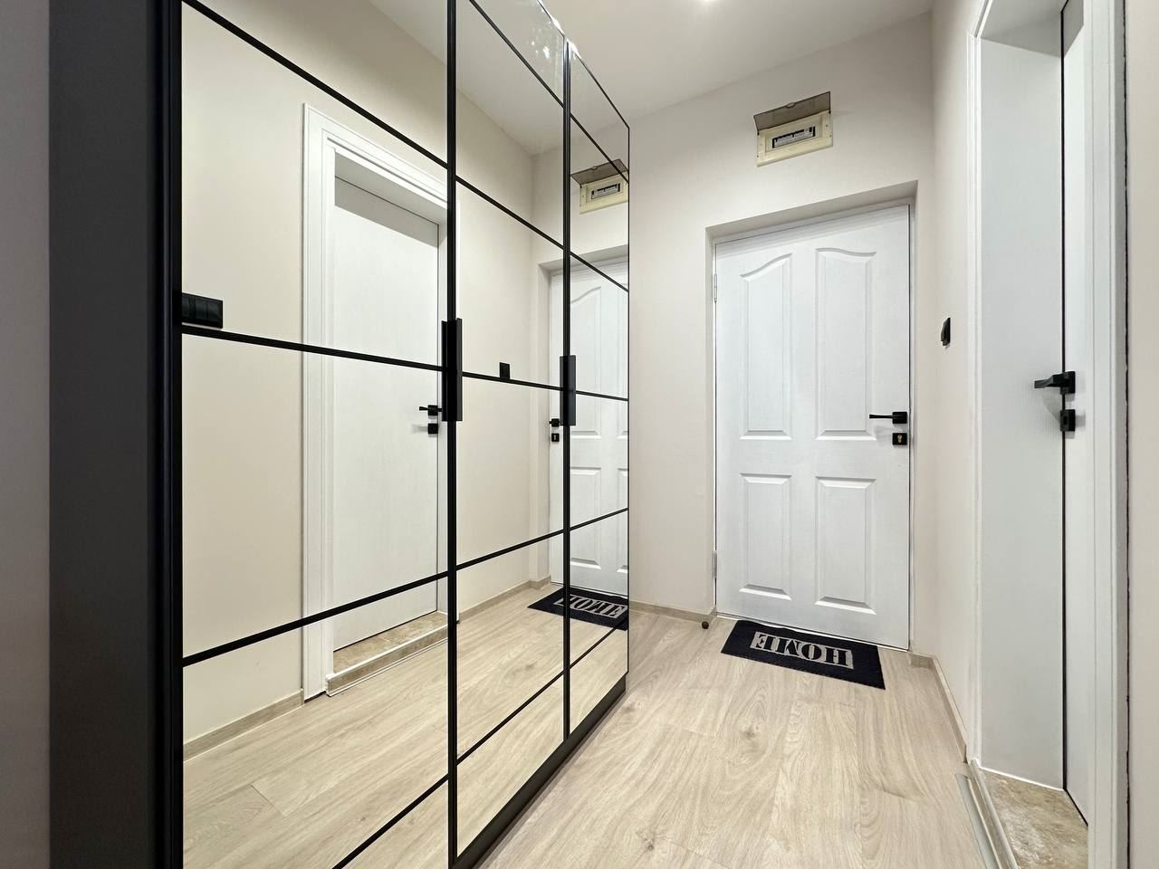 Stylový a útulný apartmán s přímým vstupem k bazénu – moderní studio v uzavřeném komplexu 300 m od moře