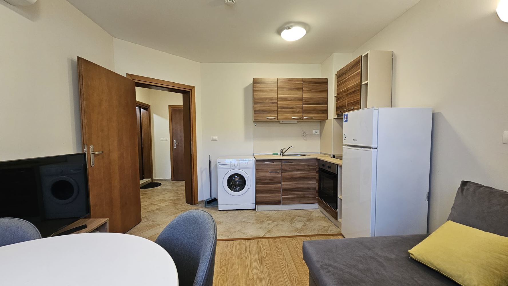 Nemovitost v první linii u moře – útulný apartmán s jednou ložnicí ve Svatém Vlasu