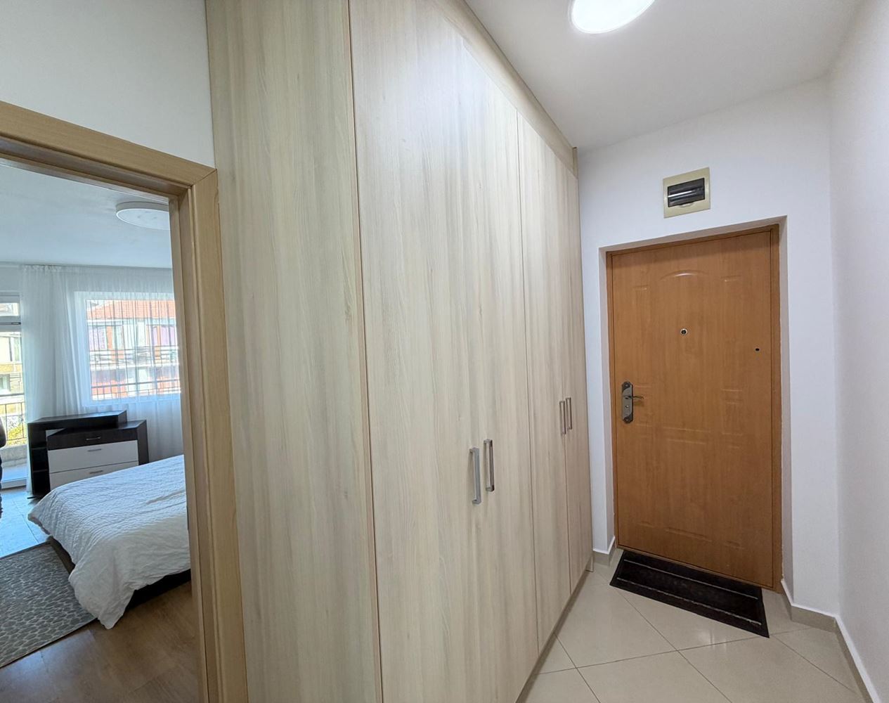 Mořské pohodlí a útulnost ve Sveti Vlas – apartmán s jednou ložnicí připravený k nastěhování nebo investici