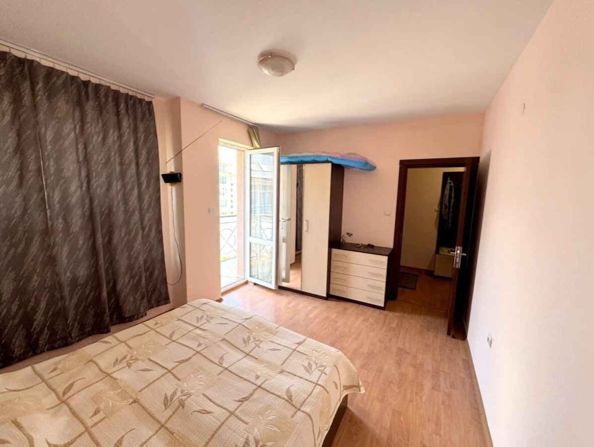 Prostorný apartmán s jednou ložnicí 200 metrů od moře v Ravdě – pohodlný domov u pobřeží