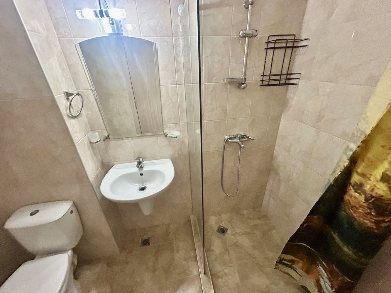Komfortní 2+kk apartmán s přímým vstupem k bazénu v Nesebaru – mimořádně praktická nabídka