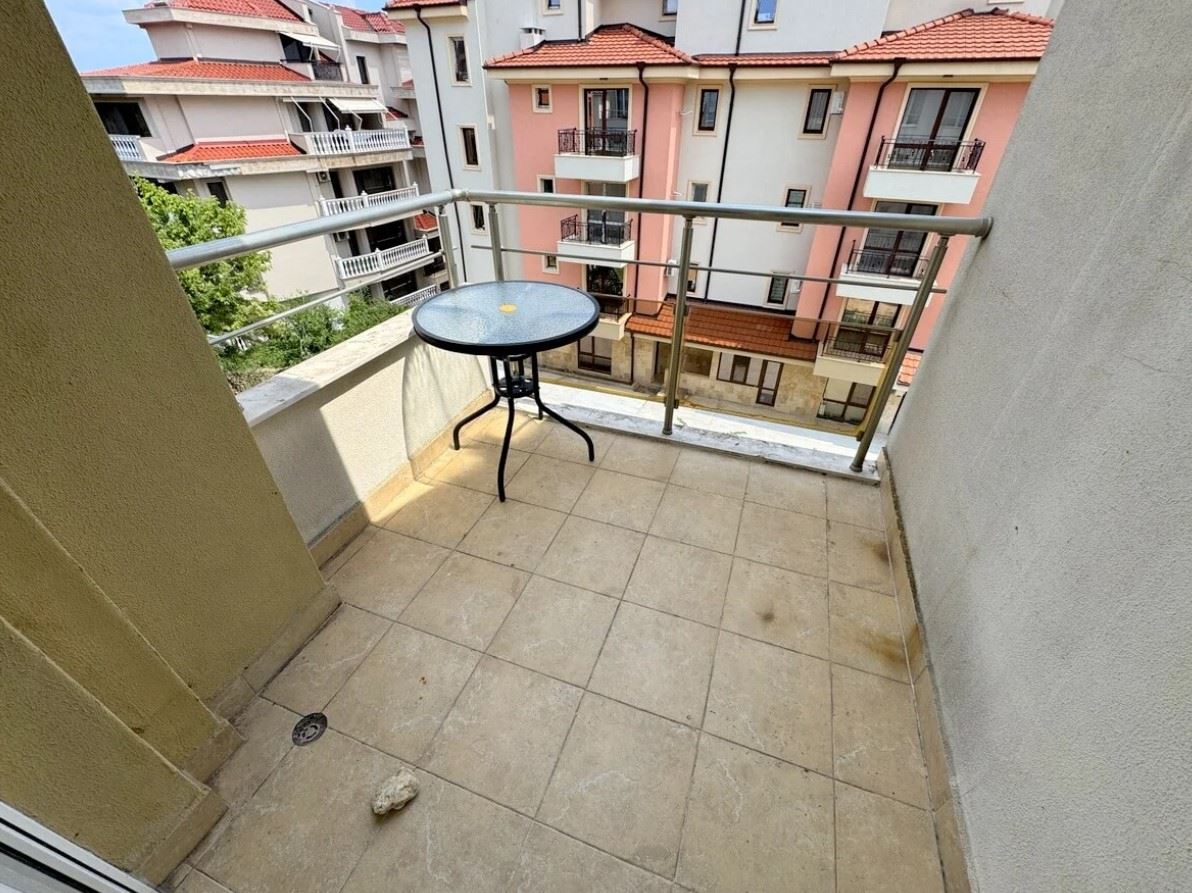 Garsoniera la 50 de metri de mare în Ravda – o oportunitate excelentă pentru propria locuință la mare și investiție