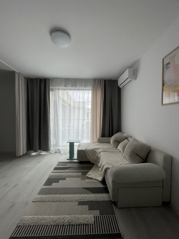 Útulný a funkční apartmán s jednou ložnicí v srdci Starého Města Pomorie