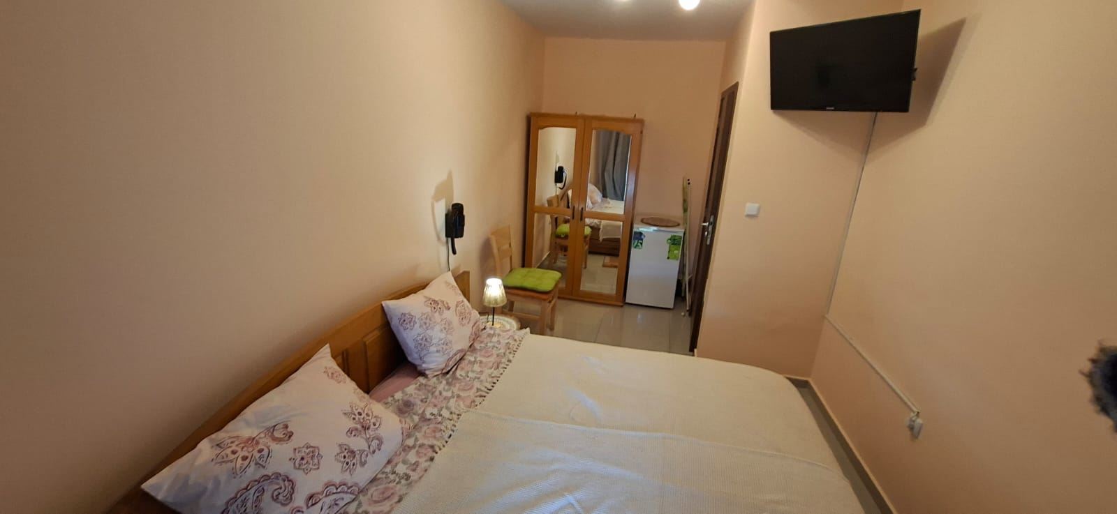 Komfort a praktičnost u moře – plně zařízený apartmán s jednou ložnicí ve Sveti Vlas