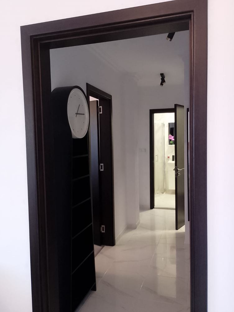 Luxusní třípokojový byt s panoramatickým výhledem na moře a hory v exkluzivním komplexu ve Sveti Vlasu