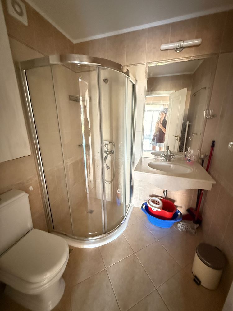 Apartmán v první linii u moře s výhledem na moře – plně zařízená nemovitost v komplexu ve středomořském stylu