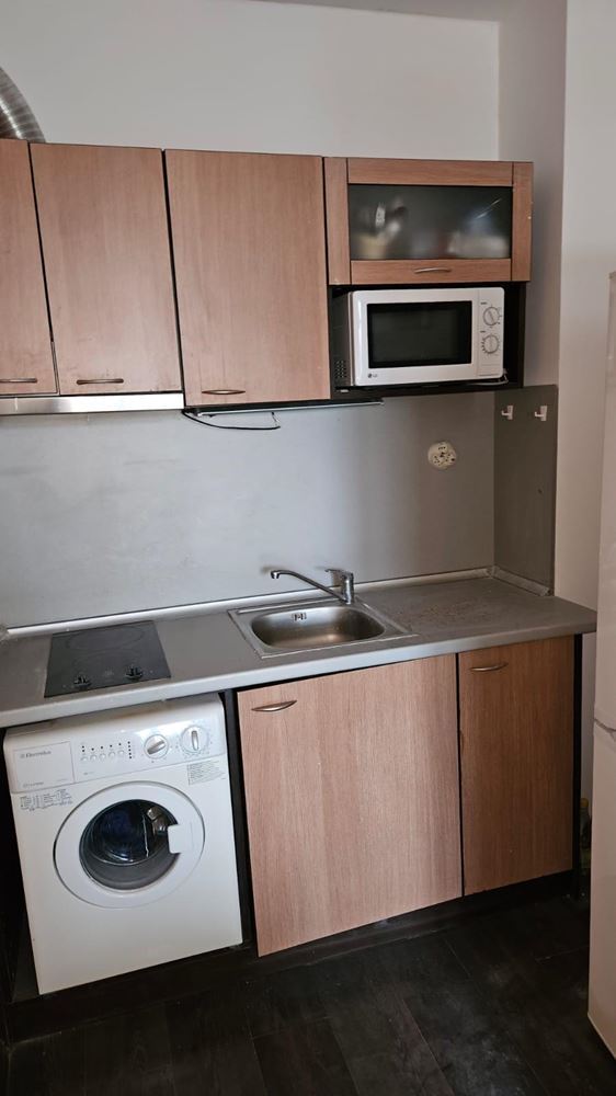 Prostorný apartmán s jednou ložnicí v moderním komplexu v srdci Slunečného pobřeží – skvělá investice a připraven k nastěhování