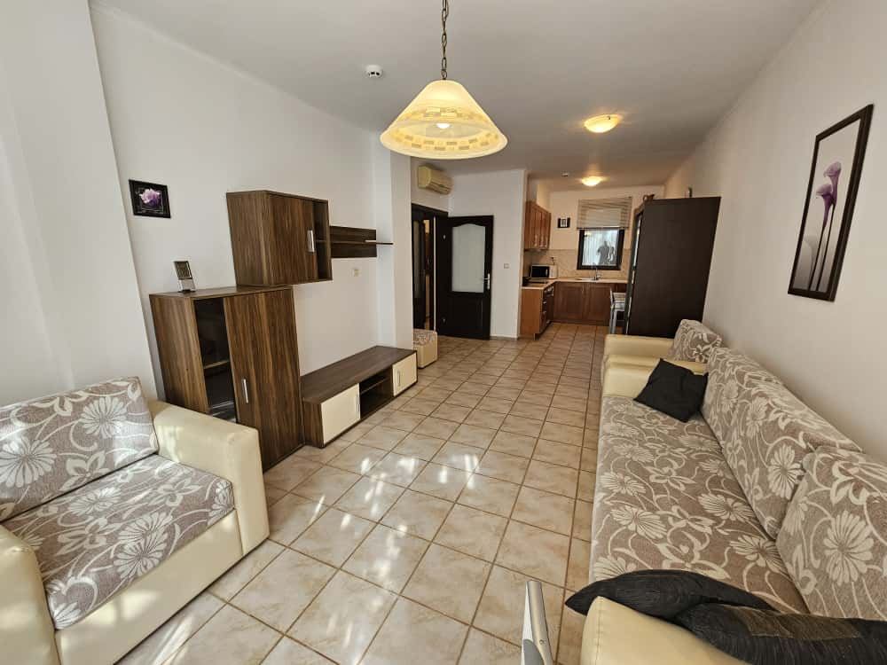 Apartmán s jednou ložnicí se zahradou a verandou v eko-komplexu u Slunečného pobřeží