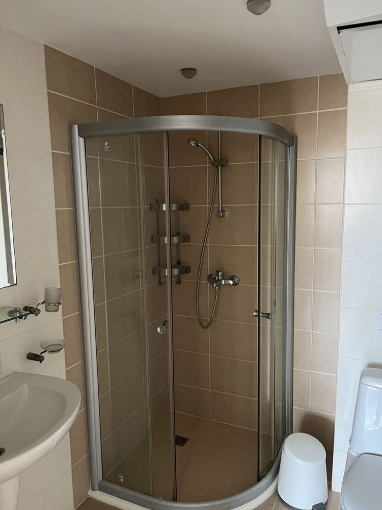 Obzor – zařízený byt s jednou ložnicí na první linii s panoramatickým výhledem na moře