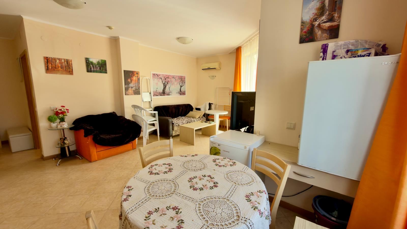 Prostorný apartmán se dvěma ložnicemi v luxusním komplexu v Slunečném pobřeží