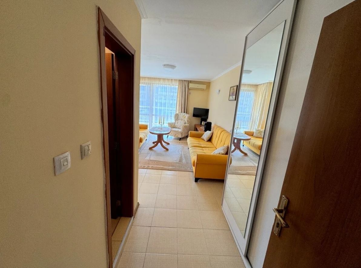 Prostorný apartmán se dvěma ložnicemi v Slunečném pobřeží – komfort, klid a příjemné prostředí