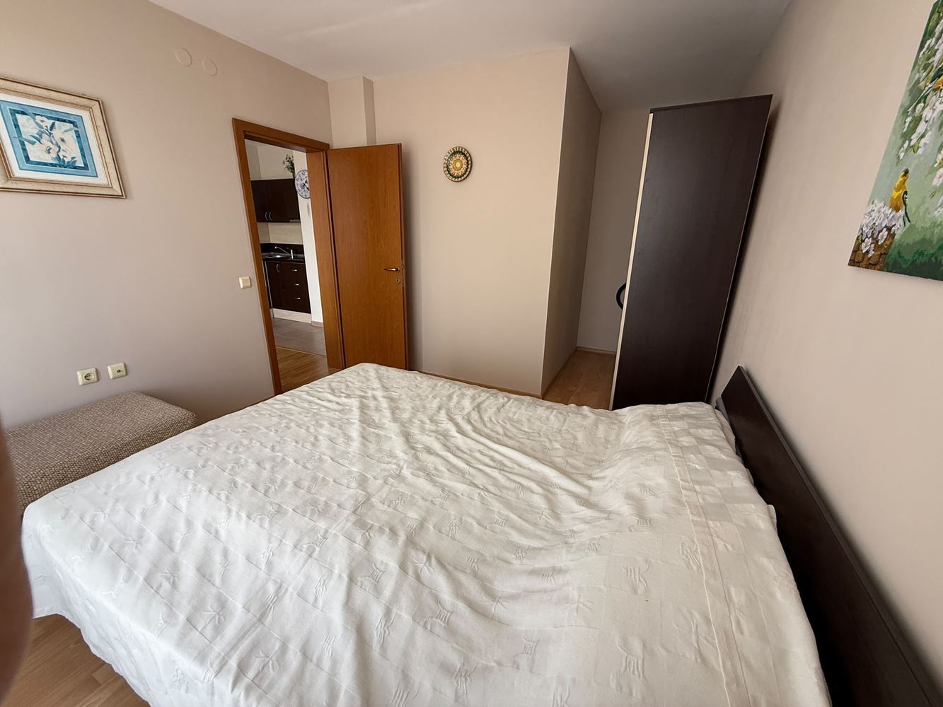Prostorný apartmán s jednou ložnicí poblíž aquaparku na Slunečném pobřeží – skvělá příležitost pro investici i rekreační bydlení