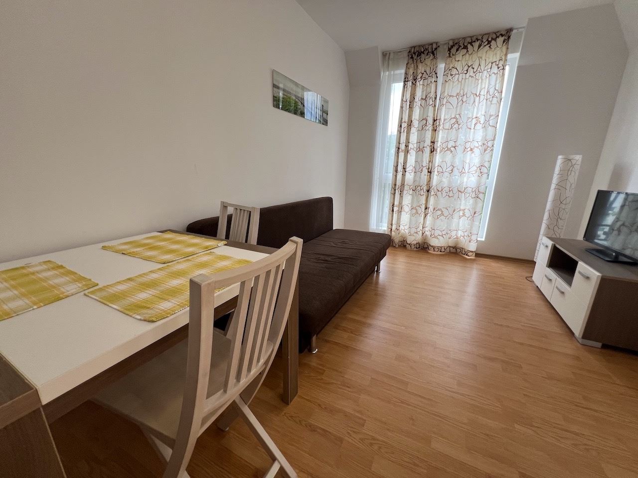 Apartmán s jednou ložnicí v Slunečném pobřeží – připravený k užívání a pronájmu