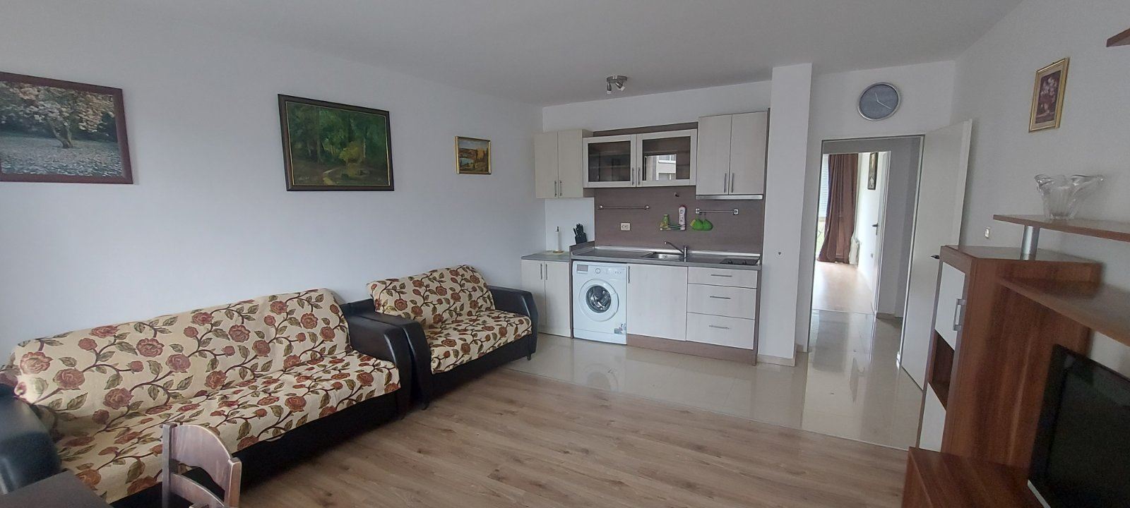 Apartmán s jednou ložnicí ve Sveti Vlas s nízkým poplatkem za údržbu a vybavením pro celoroční využití