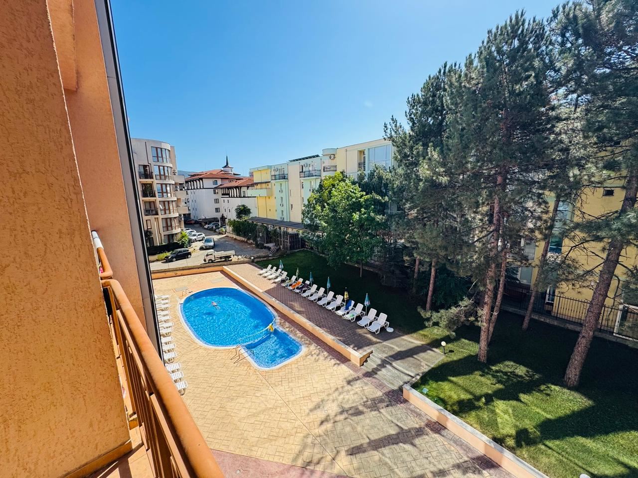 Apartmán s jednou ložnicí a výhledem na bazén – pouze 300 m od moře v Sunny Beach