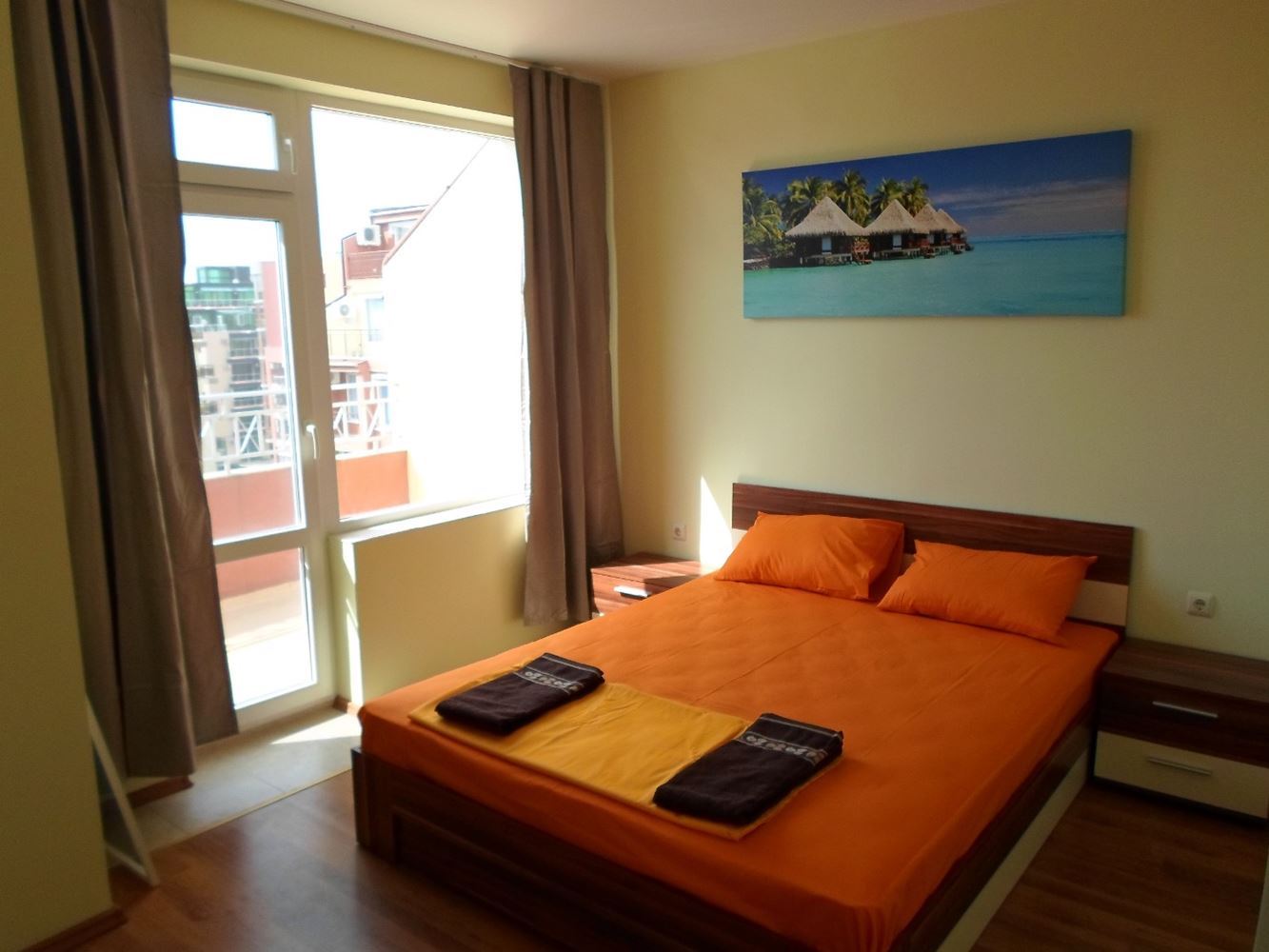 Prostorný apartmán se dvěma ložnicemi v Pomorie s panoramatickým výhledem na moře – ideální domov u pobřeží