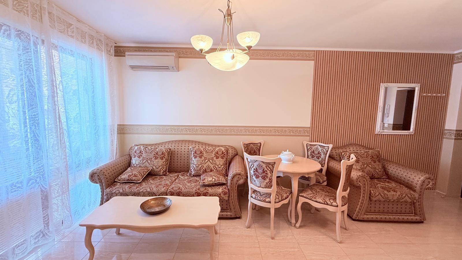 Luxusní dvoupokojový apartmán v komplexu v Nesebaru – 200 metrů od pláže, výhled na bazén a zahradu
