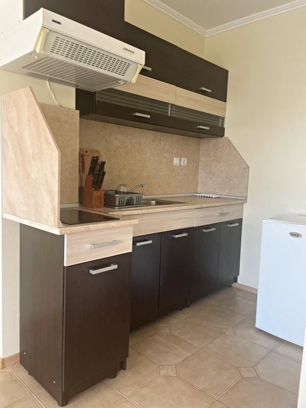 Prostorný apartmán s jednou ložnicí v top lokalitě v srdci Slunečného pobřeží