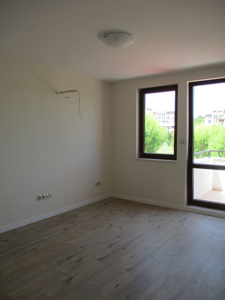 Dvoupodlažní řadový dům v komplexu „Green Life“, Sozopol – stylový život jen pár kroků od pláže