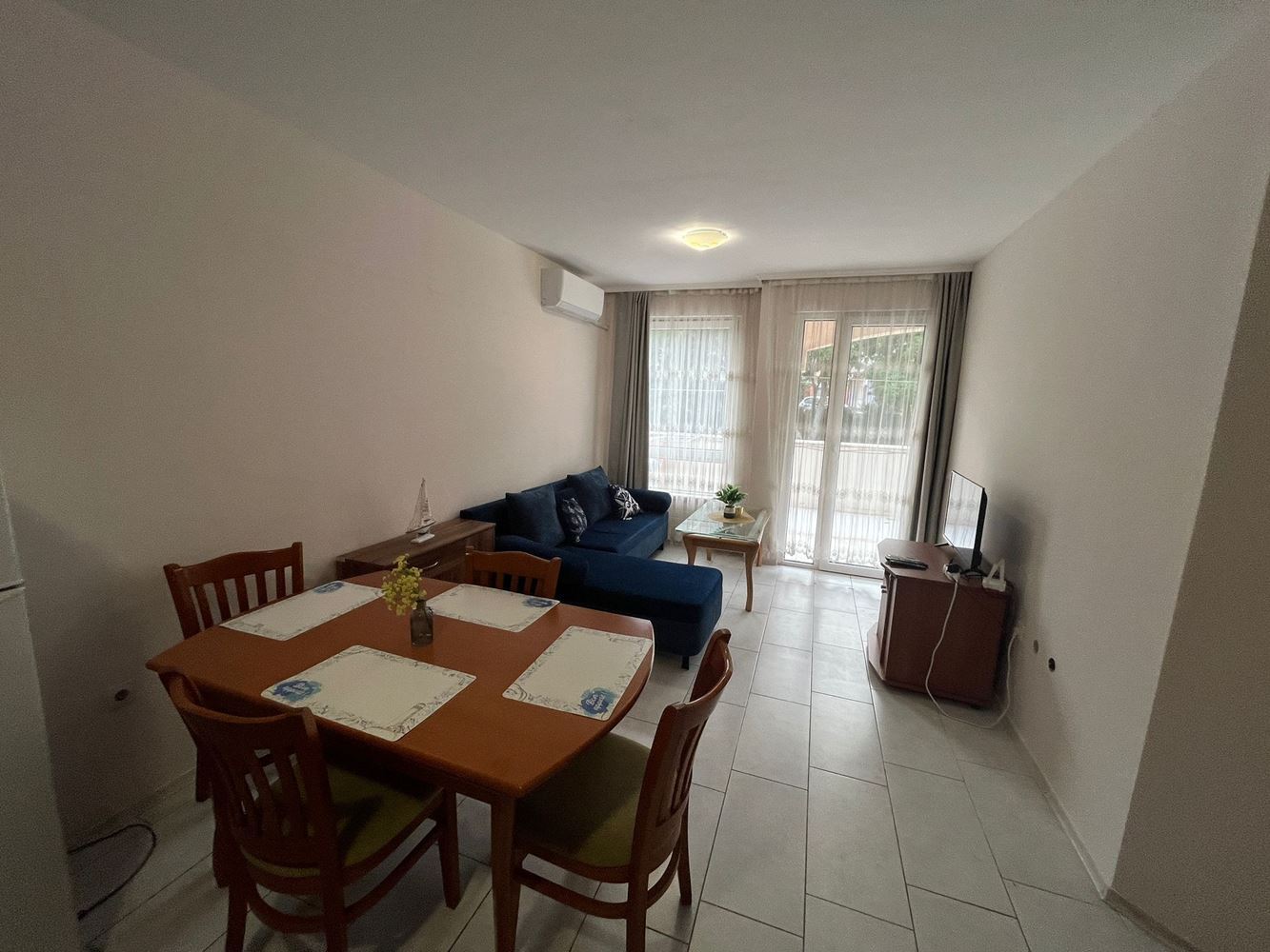Skvělý apartmán s jednou ložnicí v srdci Nesebaru s velkou terasou a krásným výhledem