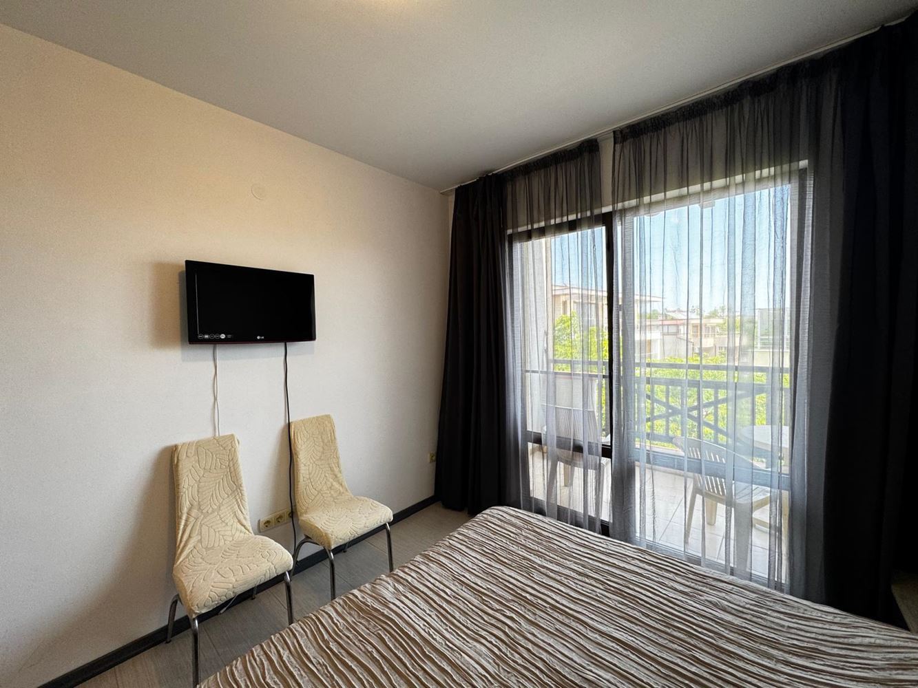 Apartmán s výhledem na moře v Černomorci – komfort, luxusní komplex a dokonalá prázdninová atmosféra