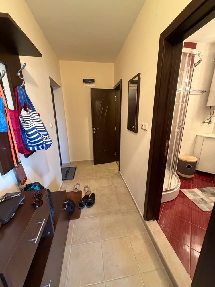 Útulný apartmán s jednou ložnicí v Ravdě v komplexu – připravený k bydlení