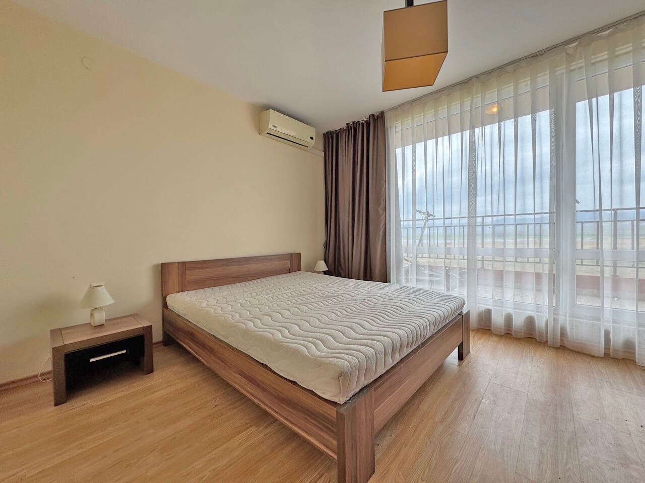 Byt s jednou ložnicí na Slunečném pobřeží – útulnost, komfort a plnohodnotný život u moře