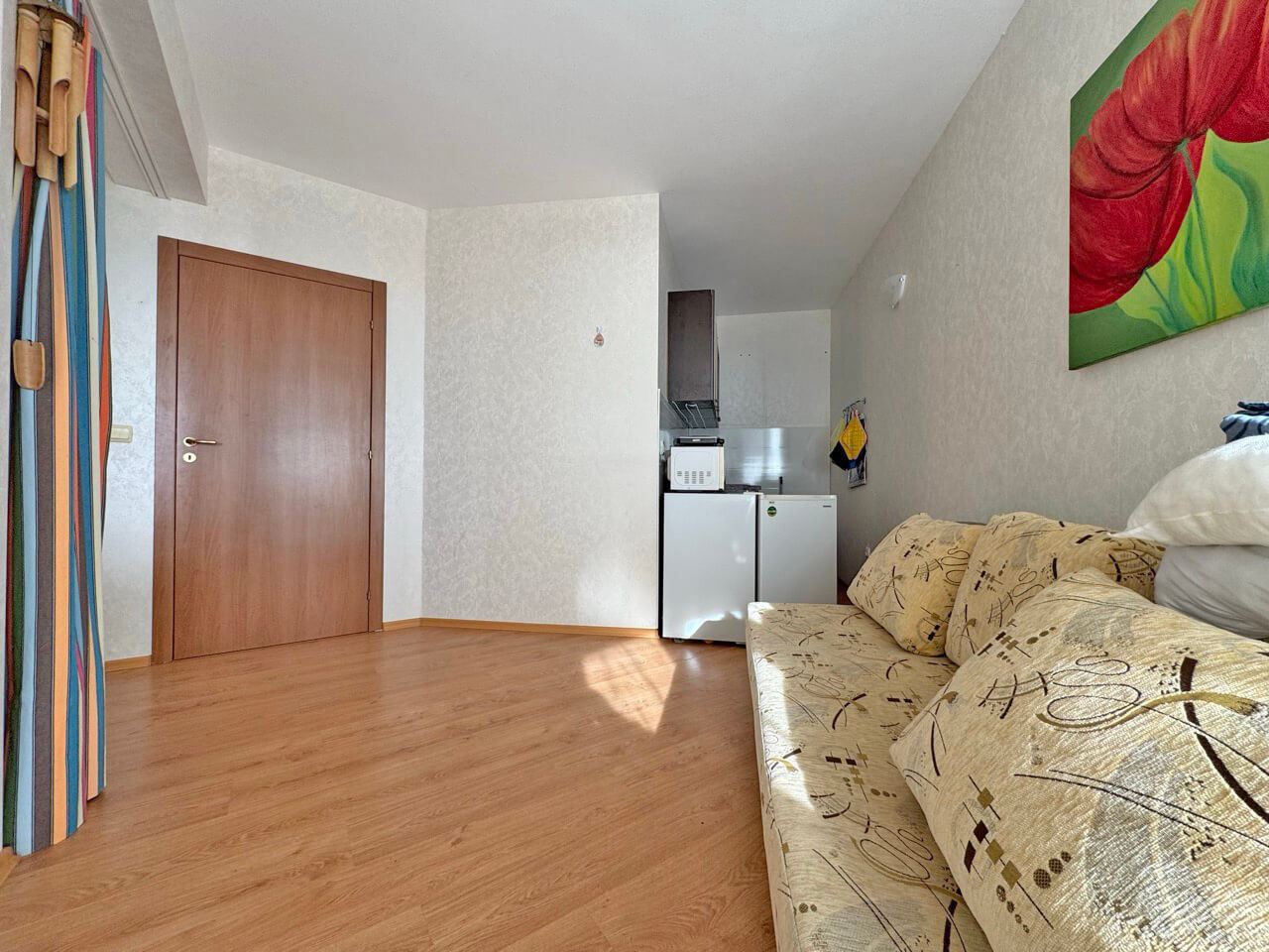 Apartmán s jednou ložnicí s výhledem na moře v Ravdě – komfort a klid v udržovaném komplexu