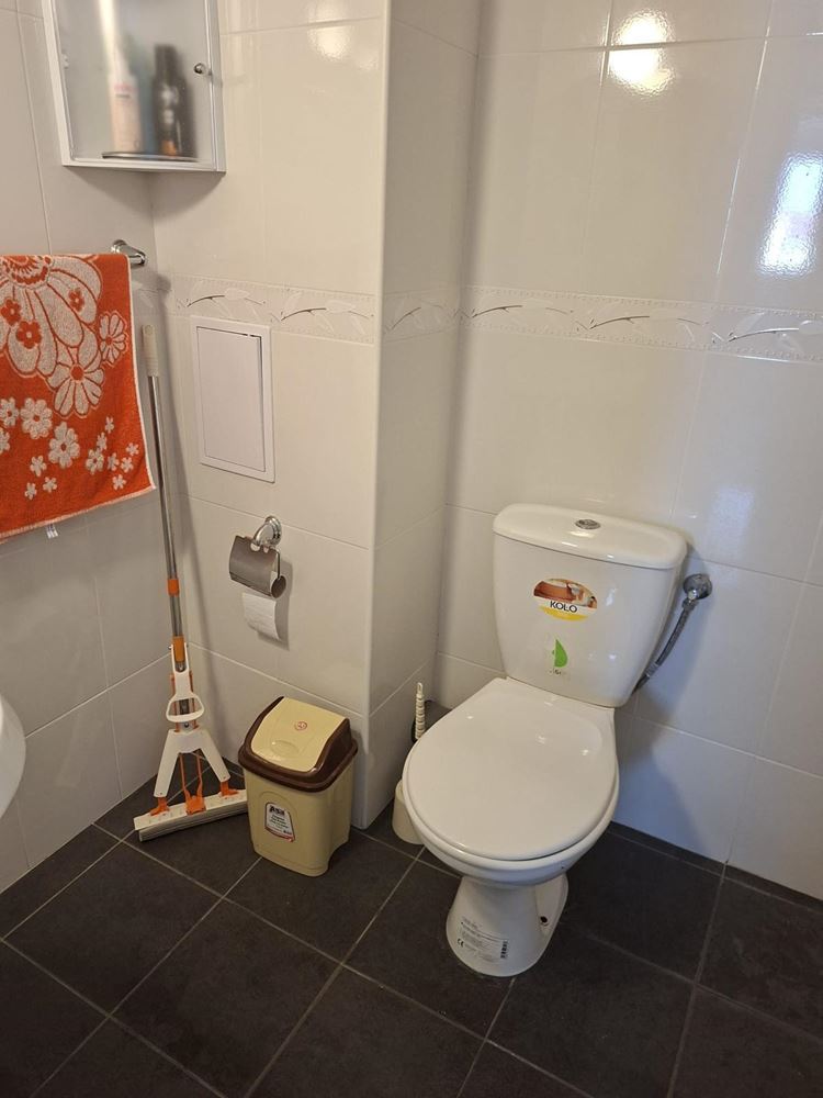 Panoramatický apartmán s jednou ložnicí a výhledem na moře v Ravdě – připraven k nastěhování