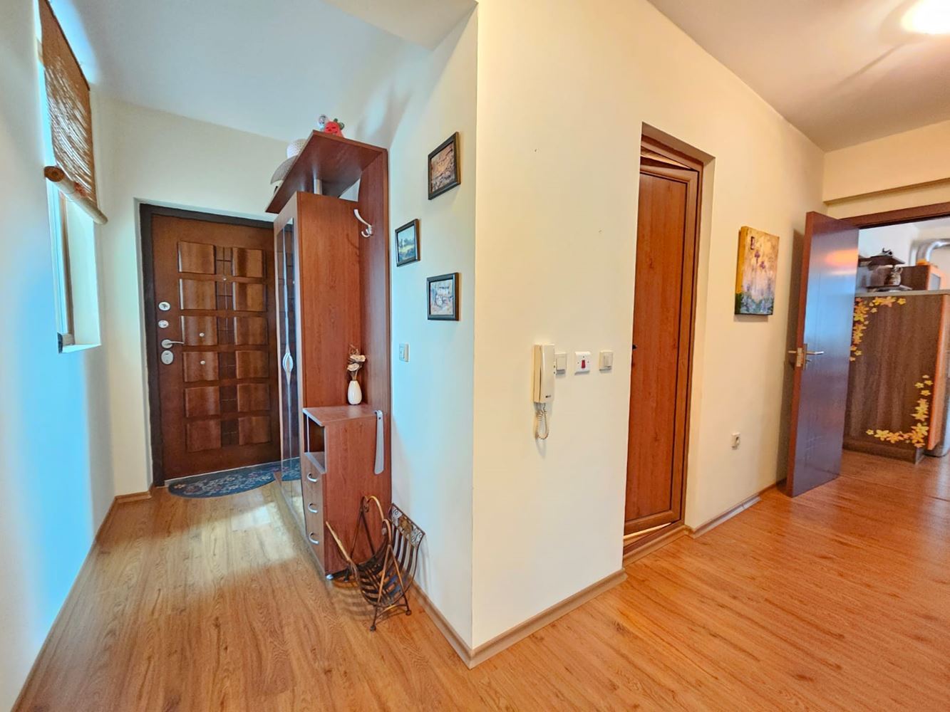 Prostorný apartmán se třemi ložnicemi na první linii moře v Sozopolu s unikátní panoramatickou terasou