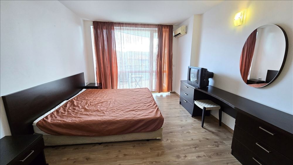 Elegantní studio v elitním komplexu v Sarafovu – jen pár kroků od pláže, luxus, SPA a bazén přímo před vámi