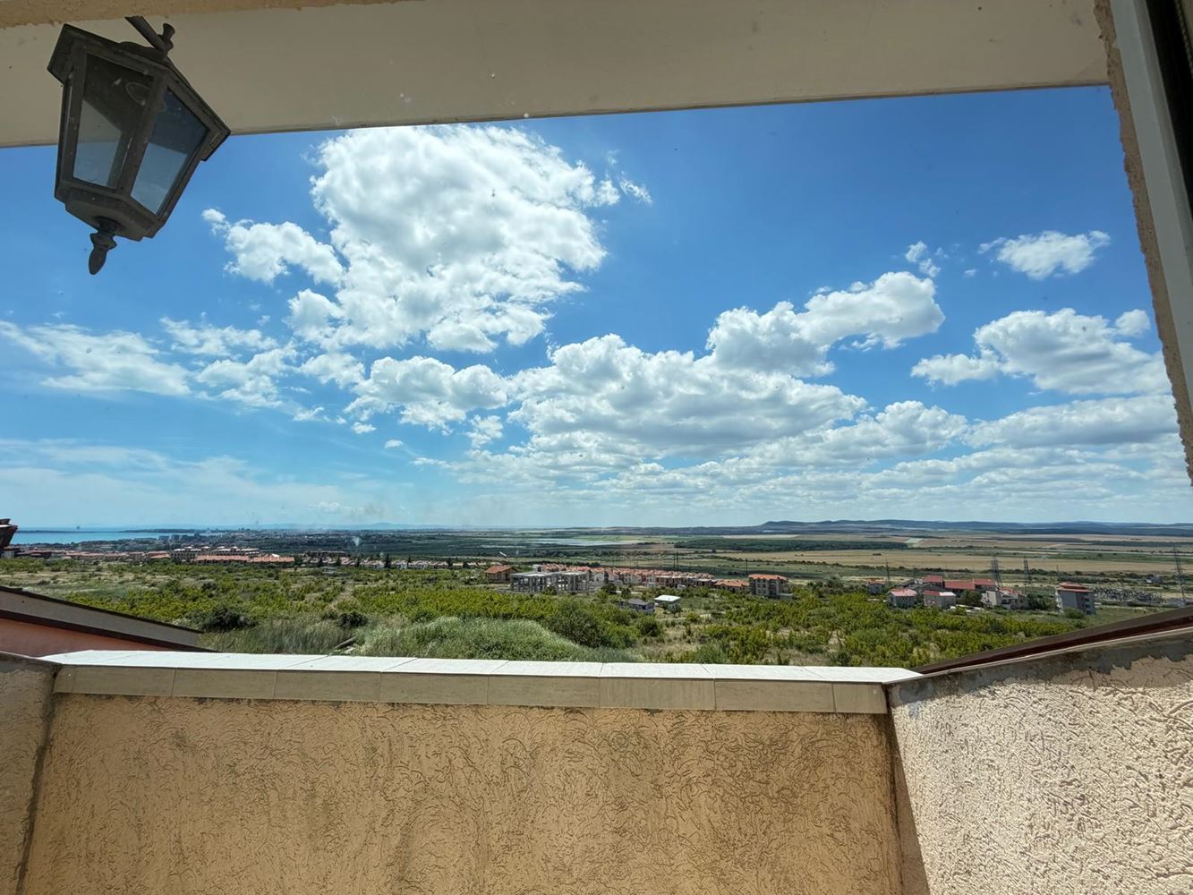 Nový apartmán s jednou ložnicí bez poplatku za údržbu v klidné oblasti u Slunečného pobřeží