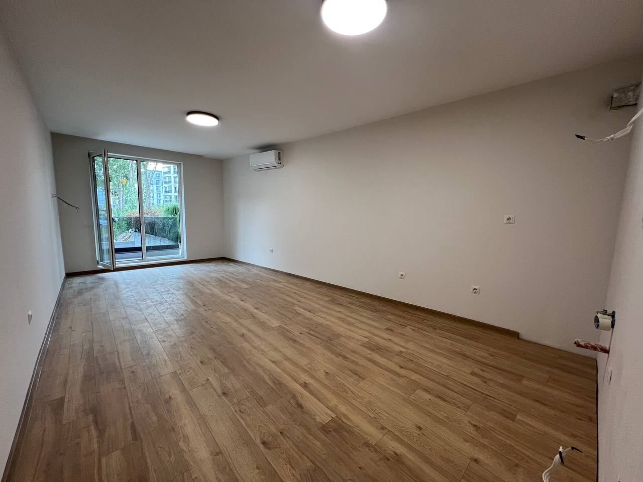 Nový apartmán s jednou ložnicí v moderním komplexu ve Slunečném pobřeží
