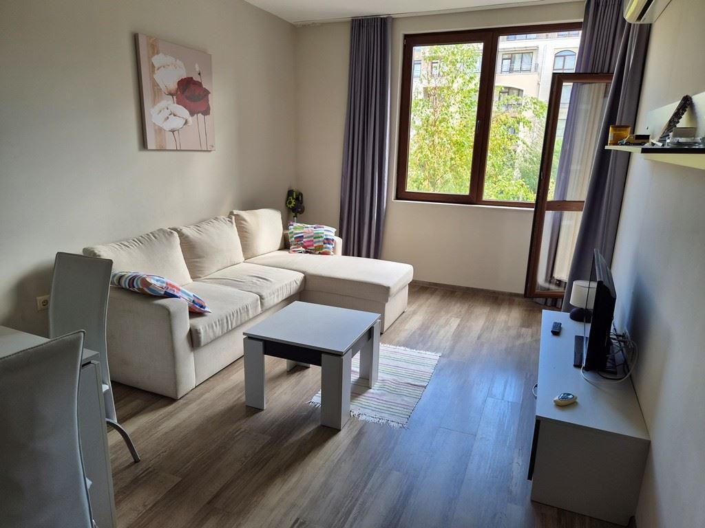 Apartmán ve Sveti Vlas 300 m od pláže – skvělá lokalita, luxusní komplex se středomořskou atmosférou