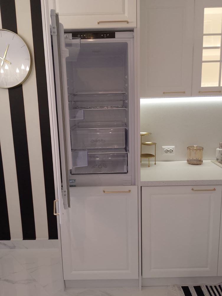 Luxusní třípokojový byt v prestižním komplexu se zelení a bazény ve městě Sveti Vlas