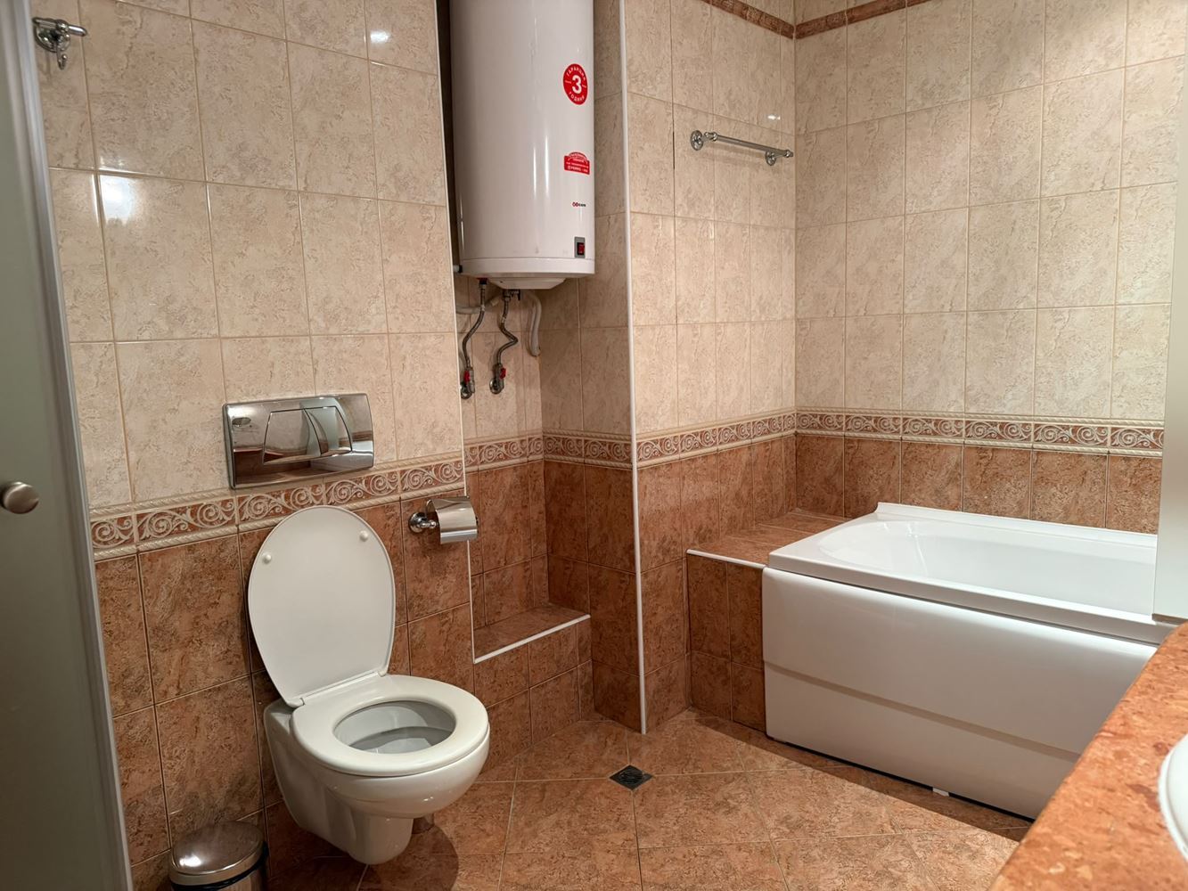 Prostorný apartmán s jednou ložnicí v první linii v Pomorie