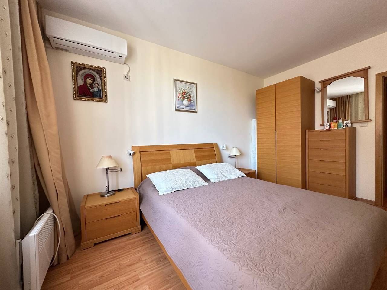 Sveti Vlas – plně zařízený apartmán v první linii s privátní pláží a atmosférou moře