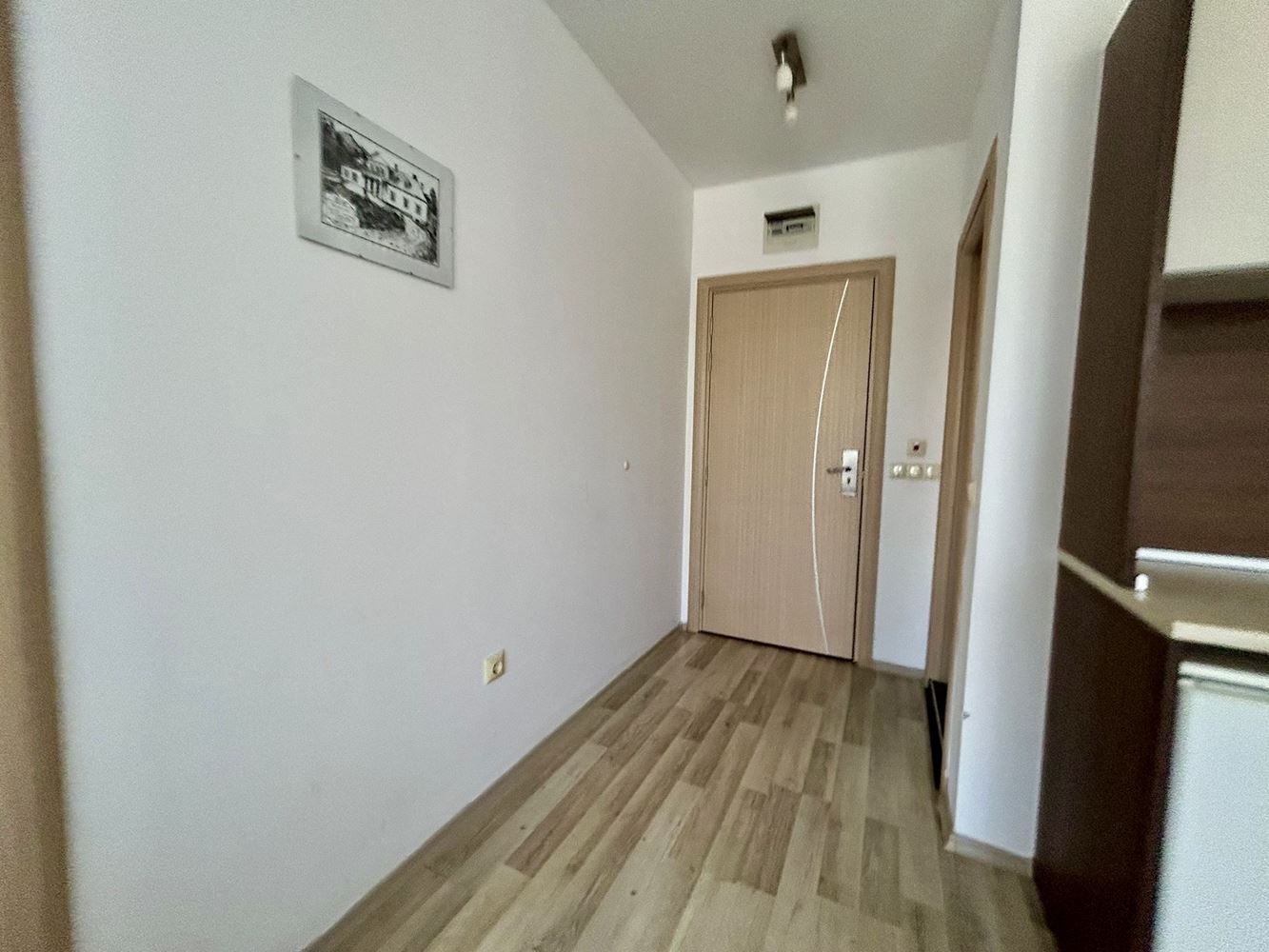 Útulný apartmán s jednou ložnicí na Slunečném pobřeží – ideální nemovitost pro bydlení, dovolenou i bezpečnou investici