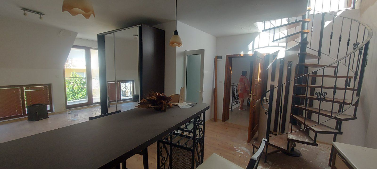 Mezonet s jedinečným panoramatickým výhledem na moře ve Sveti Vlas – bez poplatku za údržbu