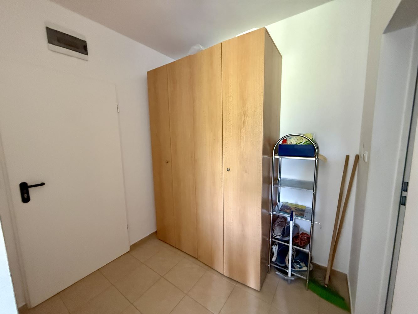 Útulné a plně zařízené studio ve Sveti Vlasu – perfektní domov u moře s nízkým poplatkem za údržbu