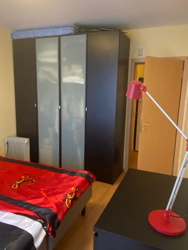 Zařízený apartmán s jednou ložnicí 50 m od moře v Pomorie