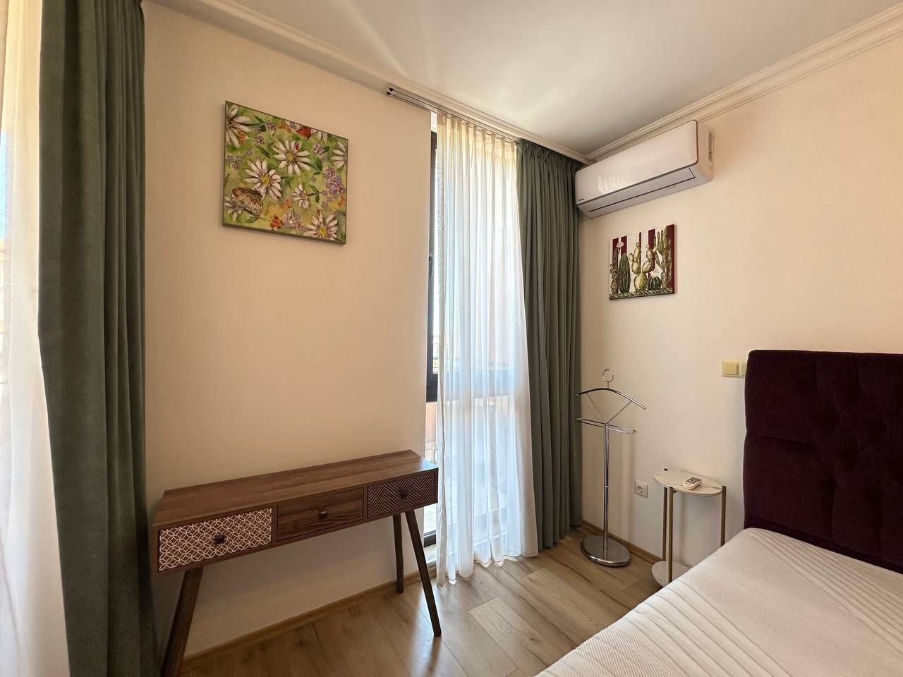 Apartmán se dvěma ložnicemi a výhledem na moře 200 m od pláže ve Sveti Vlas