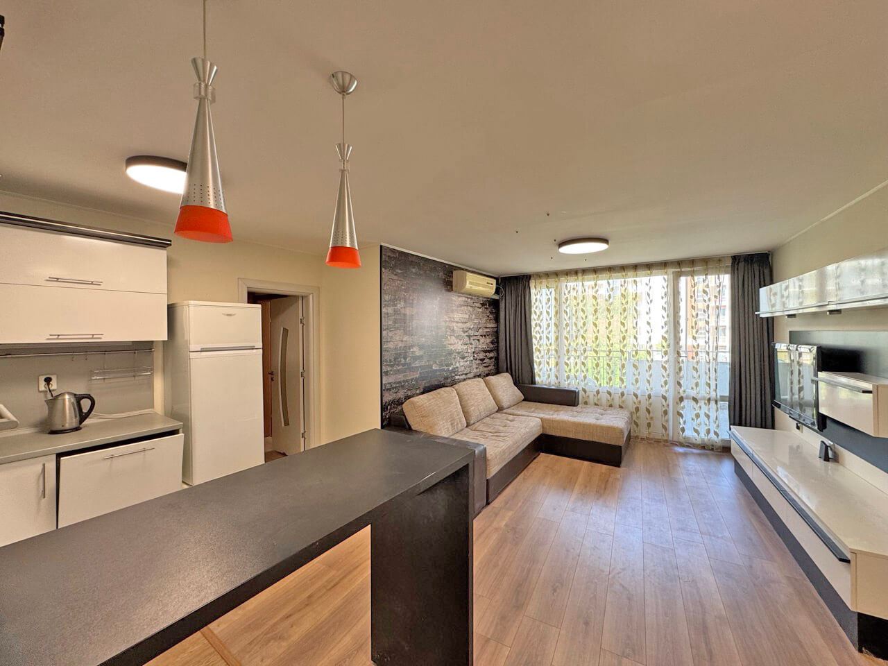 Apartmán se dvěma ložnicemi v luxusním komplexu na první linii ve Sveti Vlas