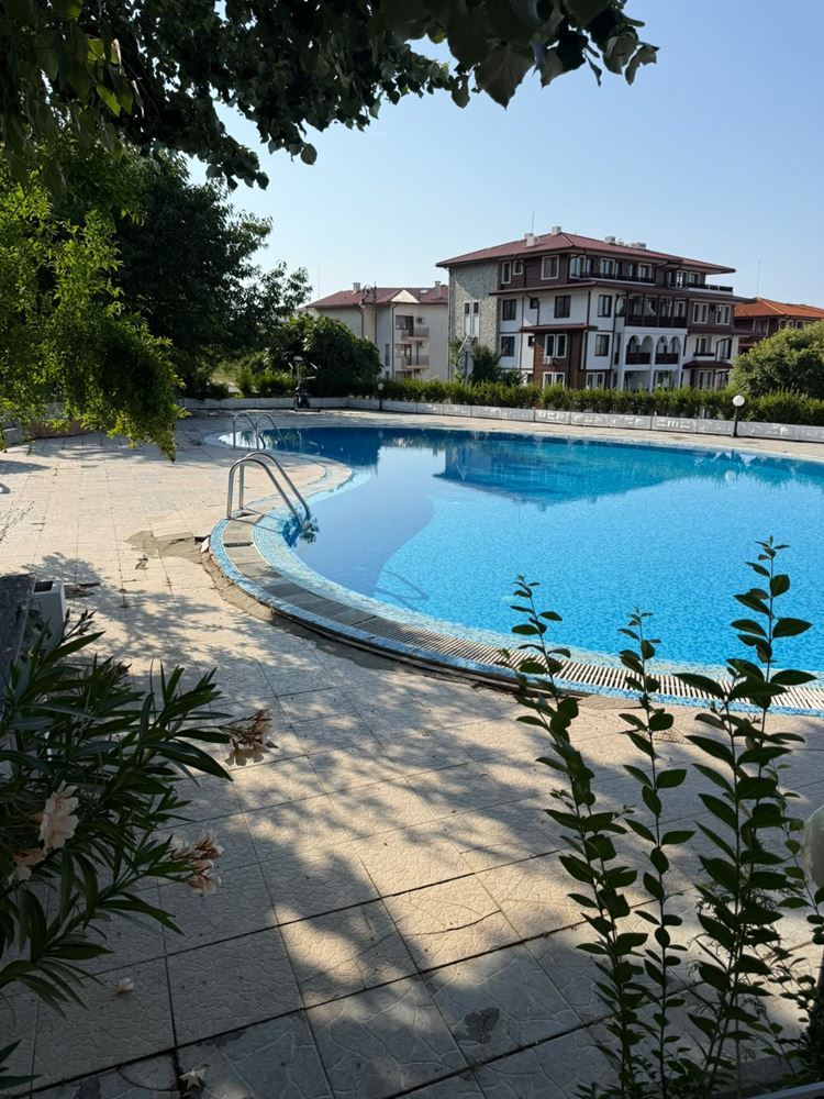 Studio ve Sveti Vlas s velkou terasou a vynikající polohou – ideální pro dovolenou nebo investici