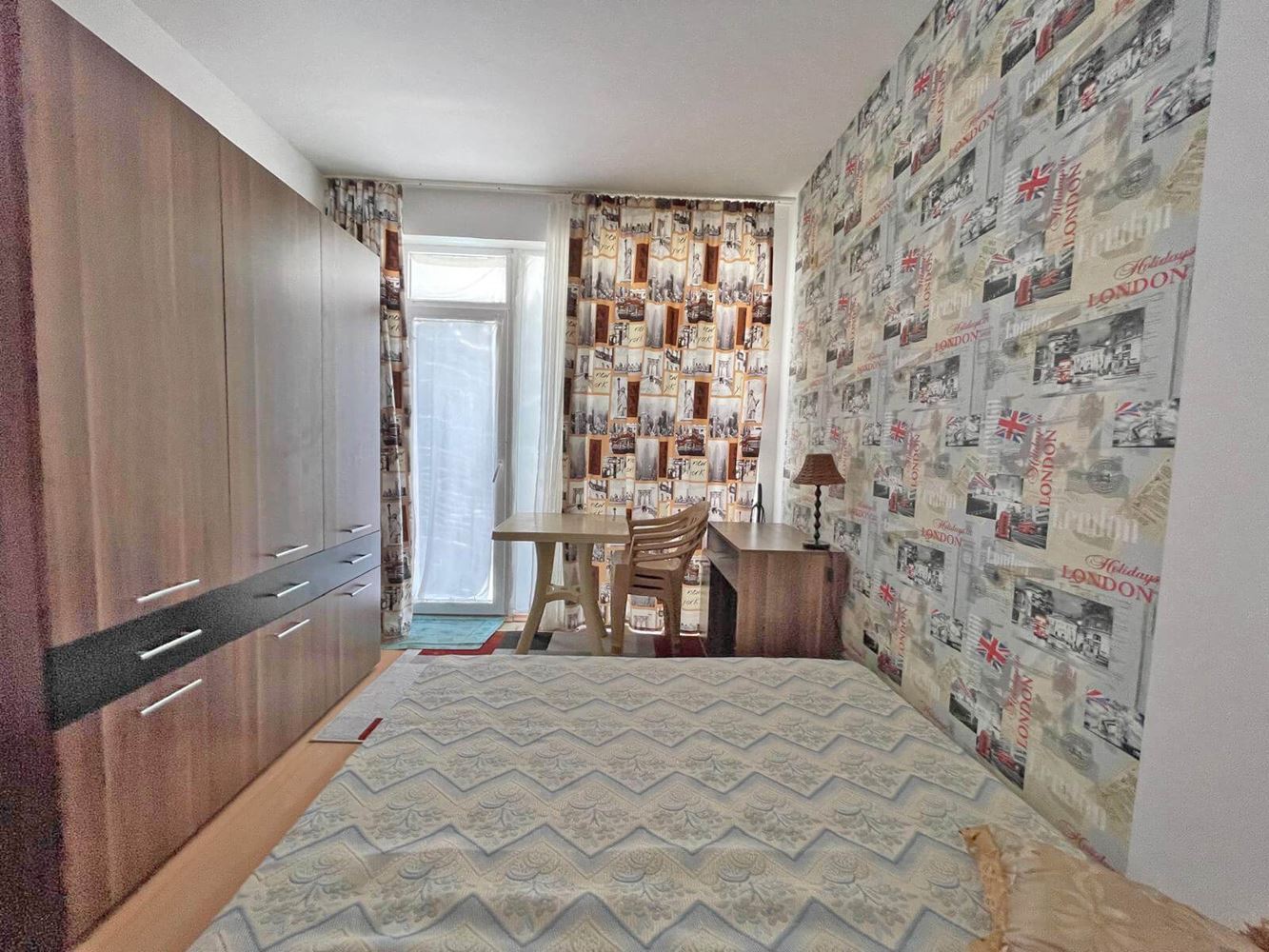 Apartmán s jednou ložnicí a výhledem na bazén v Slunečném pobřeží v komplexu s bohatou infrastrukturou