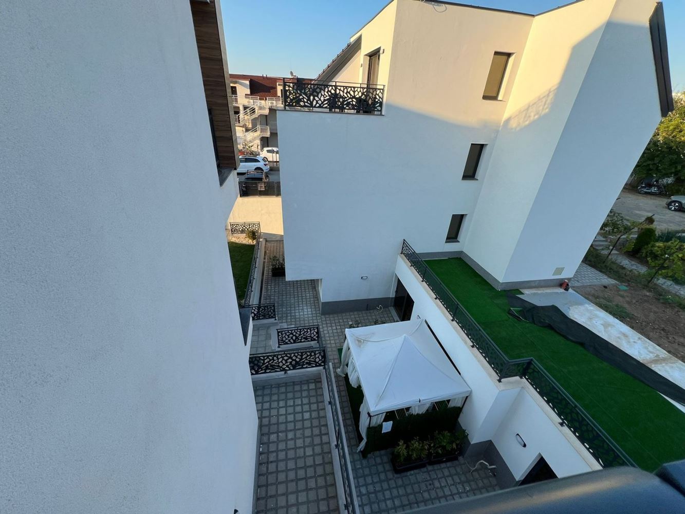 Luxusní apartmán s jednou ložnicí 50 metrů od pláže v Sozopolu – bez poplatku za údržbu