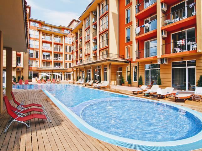 Kompletně zařízený byt s jednou ložnicí po rekonstrukci ve Slunečném pobřeží