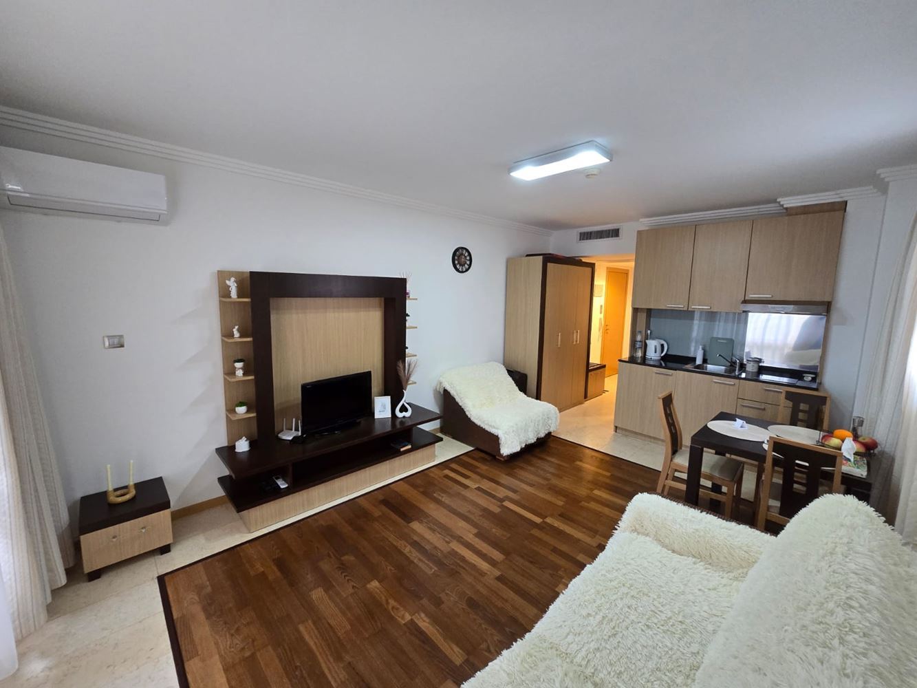 Luxusní studio v Ravda – styl, komfort a přímý přístup na pláž