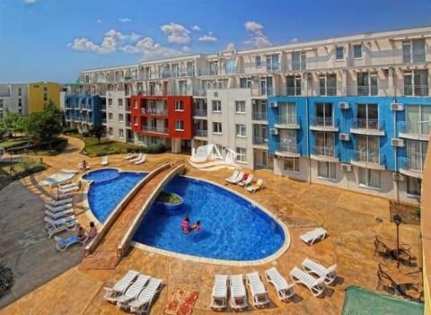 Prostorný čtyřpokojový mezonet s panoramatickými výhledy – komfort a styl v srdci klidu